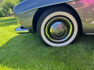 Image 5/21 de Mercedes-Benz 190 SL (1957)