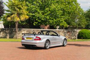Immagine 8/28 di Mercedes-Benz CLK DTM AMG (2006)