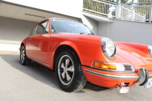 Image 54/79 of Porsche 912 (1969)