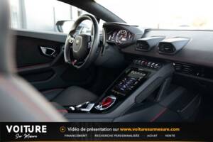 Image 10/32 of Lamborghini Huracán EVO (2020)