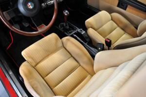 Image 21/28 of Alfa Romeo GTV 2.0 (1984)