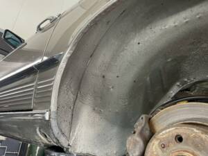 Image 33/36 of Mercedes-Benz 560 SL (1986)