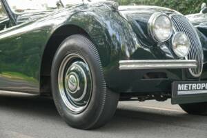 Image 38/50 of Jaguar XK 120 DHC (1953)