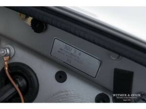 Bild 27/29 von Porsche 911 Carrera 4S (1998)