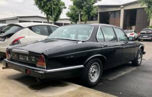 Image 2/6 de Jaguar XJ 6 4.2 (1979)