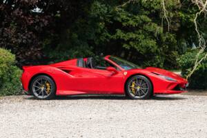Bild 4/43 von Ferrari F8 Spider (2020)