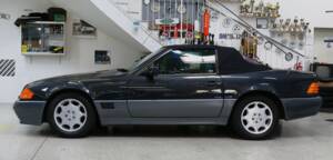 Image 8/24 de Mercedes-Benz 300 SL-24 (1993)