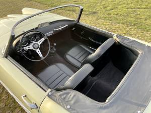 Image 15/33 of Alfa Romeo 2000 Spider (1960)