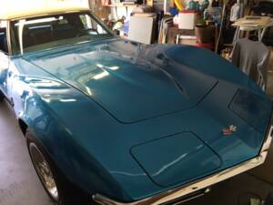 Image 22/40 of Chevrolet Corvette Stingray (1969)