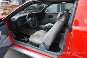 Bild 43/66 von Pontiac Firebird TransAm (1989)