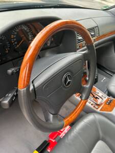 Image 20/27 of Mercedes-Benz CL 600 (1998)