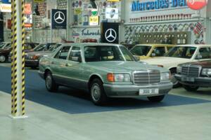 Bild 8/50 von Mercedes-Benz 300 SE (1986)