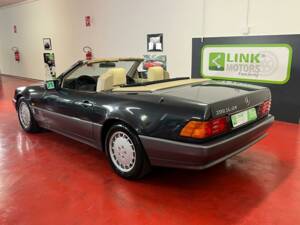 Image 4/48 of Mercedes-Benz 300 SL-24 (1992)