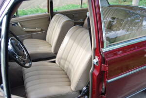 Image 42/58 of Mercedes-Benz 280 SE (1968)