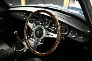 Afbeelding 25/50 van MG MGB GT V8 (1974)
