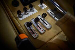 Image 54/100 of Ferrari 308 GTB Quattrovalvole (1983)