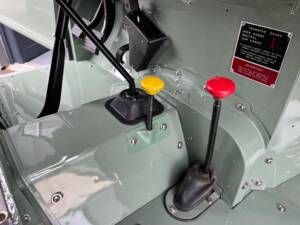 Bild 29/39 von Land Rover 88 (1984)