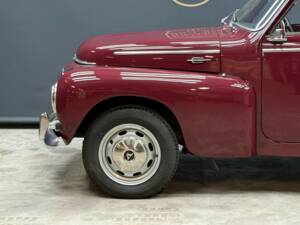 Image 10/50 of Volvo P 210 Duett (1962)