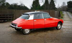Image 3/24 de Citroën DS 20 A (1973)