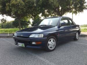 Imagen 37/50 de Ford Escort 1.8 16v (1992)