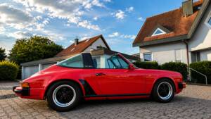 Afbeelding 5/16 van Porsche 911 Carrera 3.2 (1986)