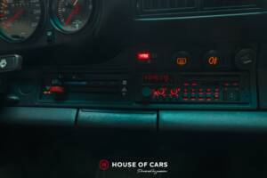 Afbeelding 21/24 van Porsche 911 Carrera 3.2 (1985)