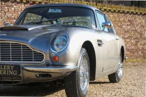 Bild 44/50 von Aston Martin DB 6 (1968)