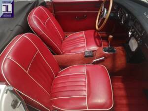 Imagen 23/44 de MG MGB (1963)
