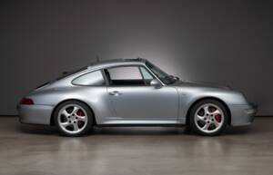 Image 5/32 de Porsche 911 Carrera 4S (1998)