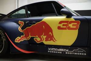 Image 26/50 of Porsche 911 Carrera (1994)