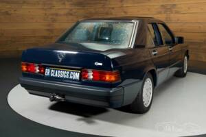 Imagen 14/19 de Mercedes-Benz 190 D (1990)