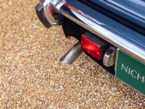 Bild 38/70 von Aston Martin V8 EFi (1988)