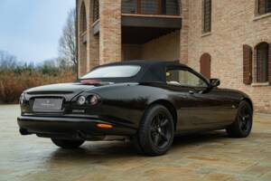 Bild 7/50 von Jaguar XK8 4.0 (2006)