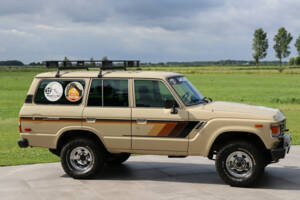 Immagine 35/50 di Toyota Land Cruiser FJ 60 (1984)