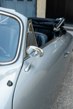 Immagine 18/50 di Porsche 356 B 1600 Roadster (1962)