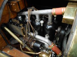 Immagine 25/32 di Overland Fore-Door Touring (1912)