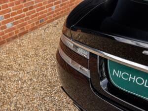 Image 44/77 of Aston Martin DBS (2009)