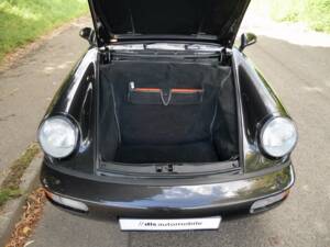 Bild 29/32 von Porsche 911 Carrera 4 (1992)
