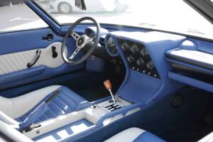 Afbeelding 38/74 van Lamborghini Miura P 400 (1968)