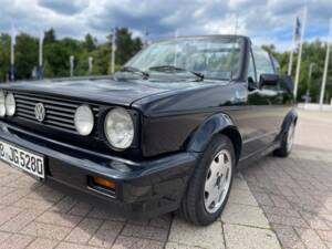 Afbeelding 15/75 van Volkswagen Golf I Cabrio 1.8 (1991)