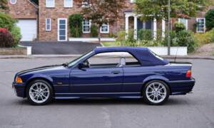 Image 2/50 de BMW 328i (1995)