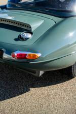 Imagen 8/20 de Jaguar E-Type 4.2 (1965)