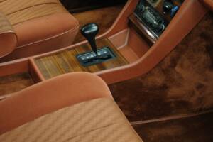 Bild 28/50 von Mercedes-Benz 380 SE (1980)
