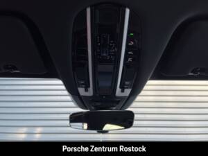 Imagen 22/27 de Porsche Cayenne E-Hybrid (2022)