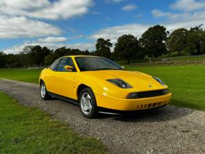 Image 2/54 de FIAT Coupé 2.0 16V Turbo (1994)