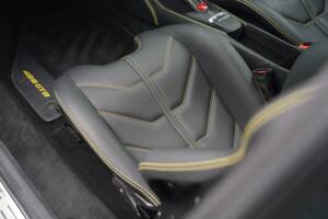 Image 20/50 of Ferrari 488 GTB (2017)