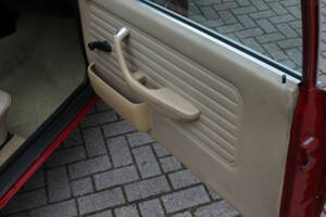 Image 22/30 of BMW 320i (1982)