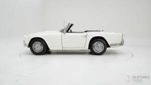 Image 8/15 of Triumph TR 4 (1962)