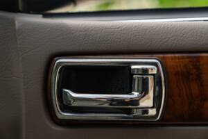 Image 26/50 of Jaguar XJ6 3.2 (1995)