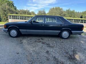 Bild 5/8 von Mercedes-Benz 560 SEL (1988)